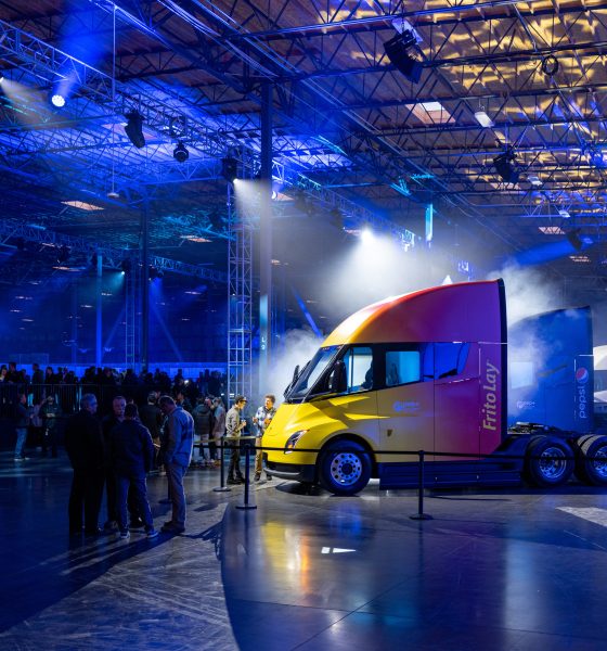 tesla-semi-profile