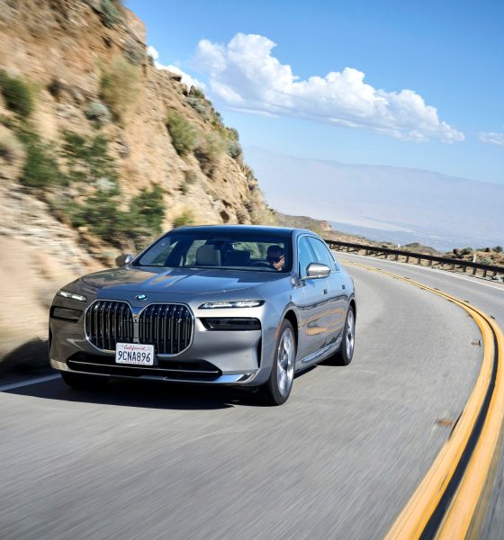 BMW i7