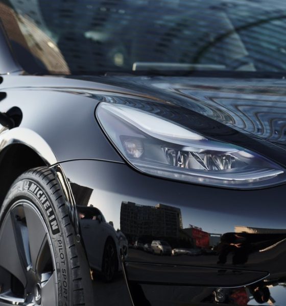 tesla-model-3-headlight