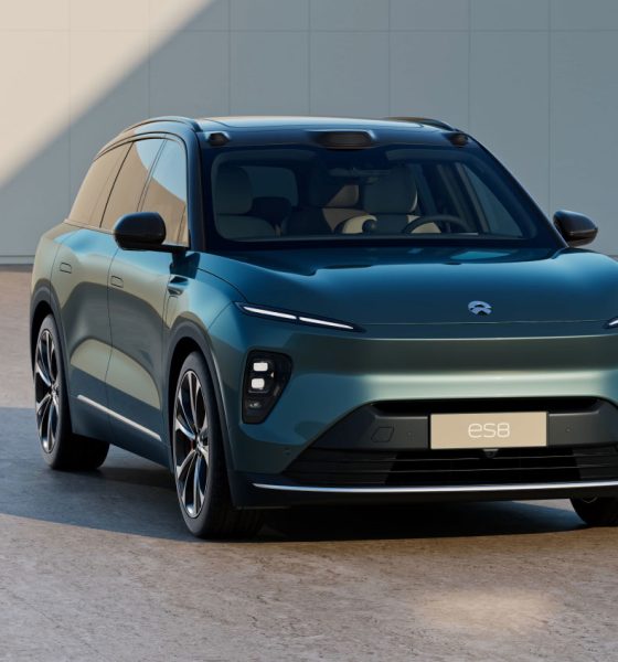 NIO es8