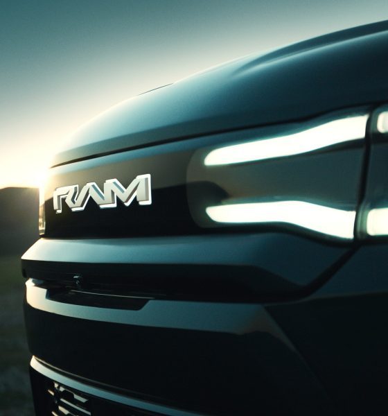 Dodge RAM 1500 REV