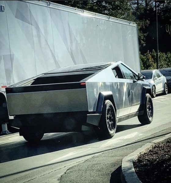 tesla cybertruck mirror