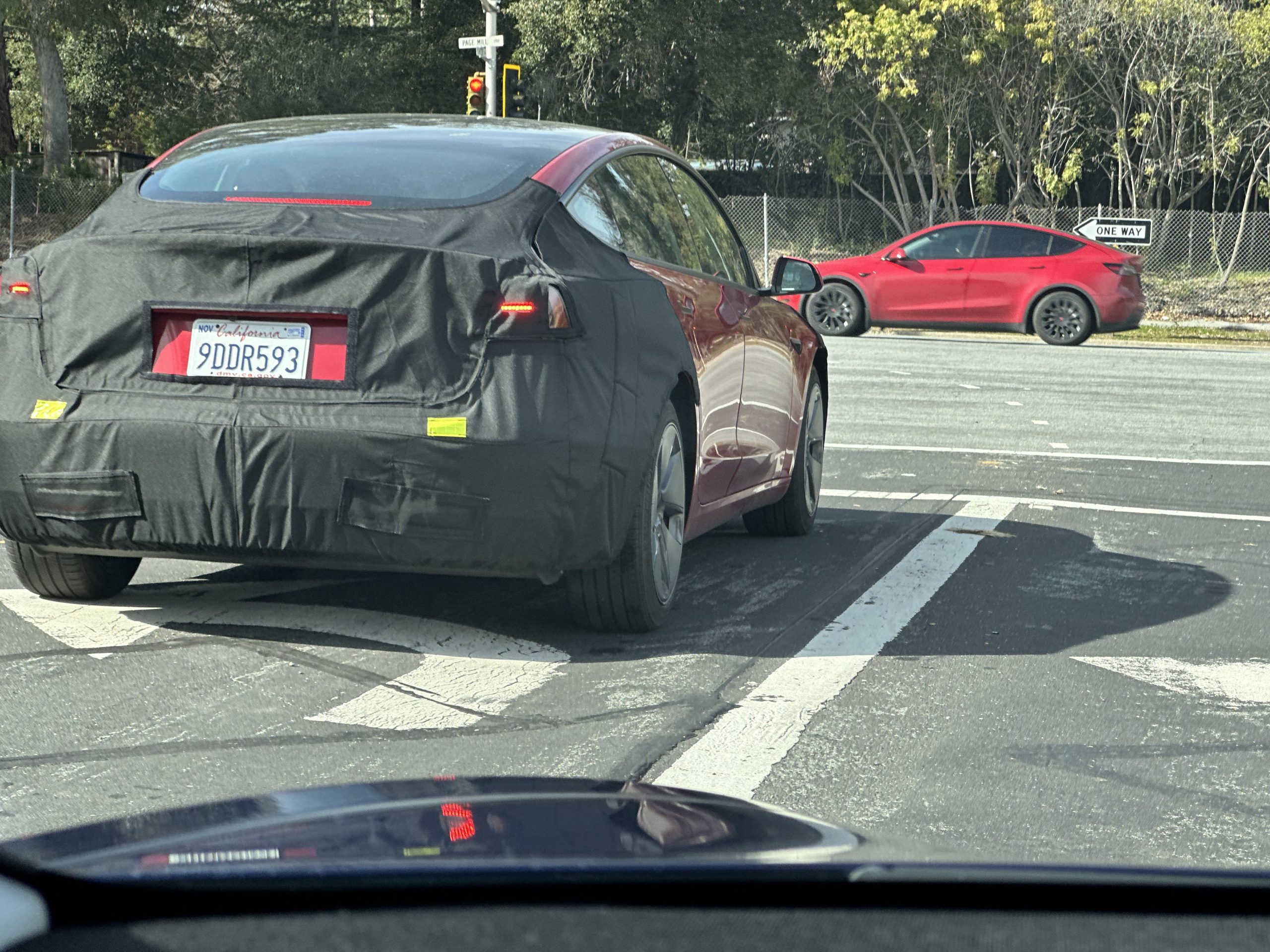 Tesla Model Y: beautiful new bright red prototype spotted at Gigafactory 1