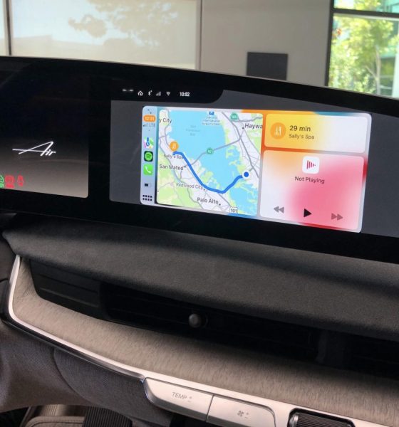 Apple-CarPlay-Lucid-Air-standard