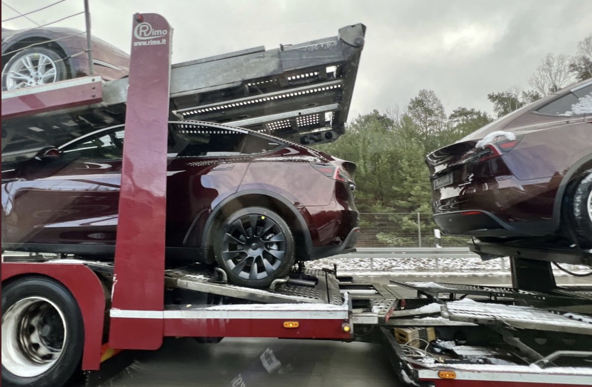 Tesla Giga Berlin Midnight Cherry Red delivery
