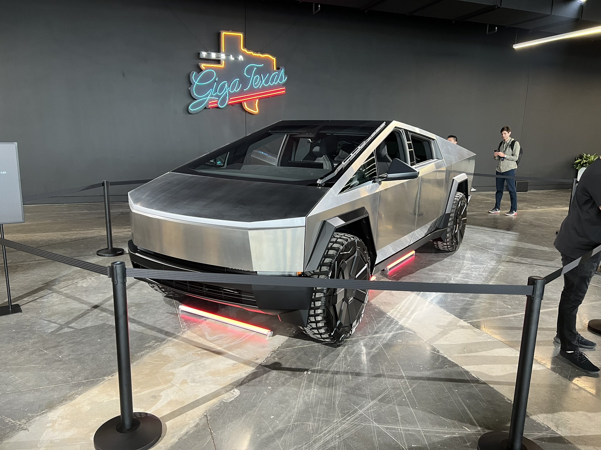 Tesla Cybertruck 2023