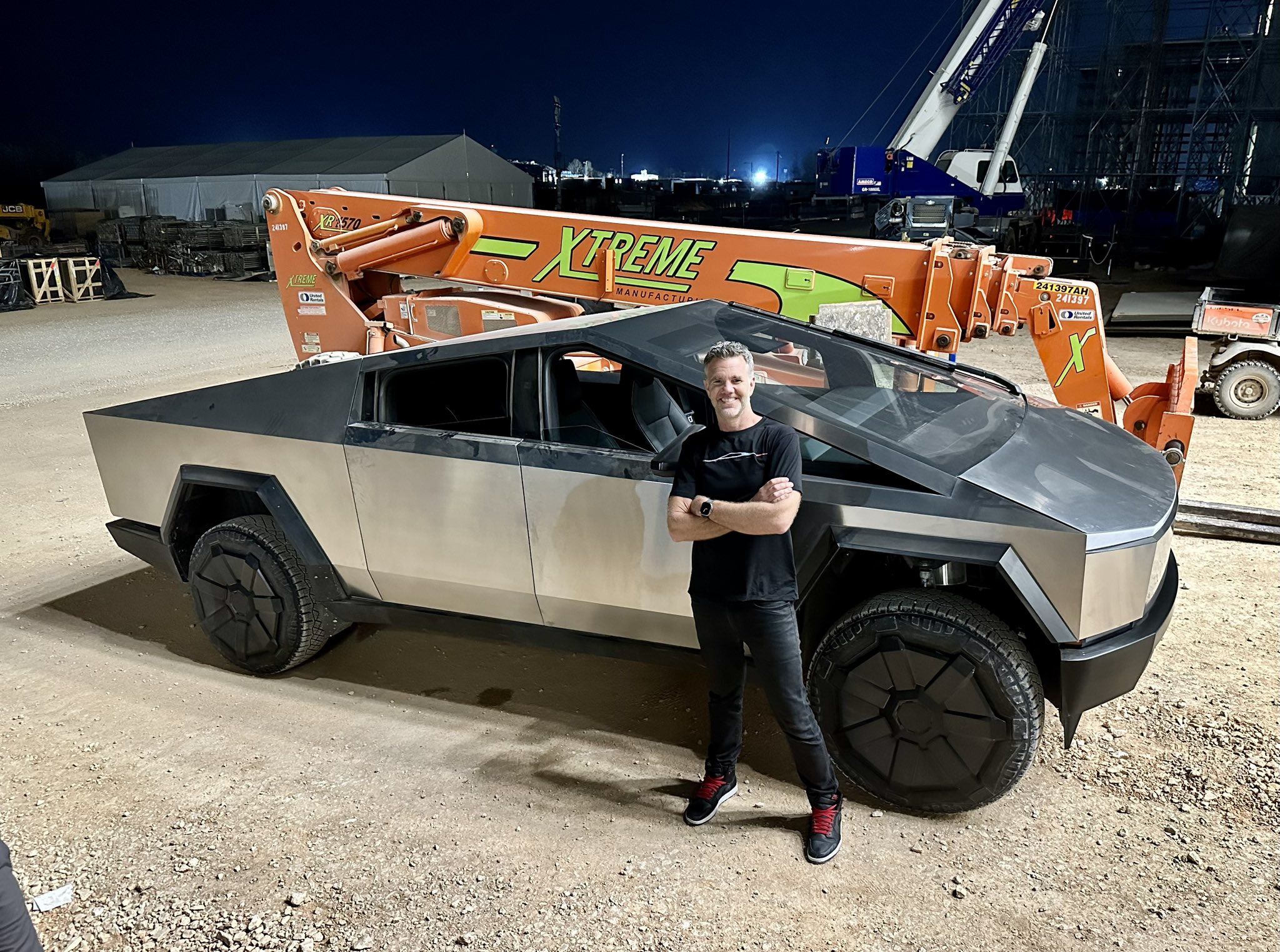 https://www.teslarati.com/wp-content/uploads/2023/03/tesla-cybertruck-production-beta.jpeg