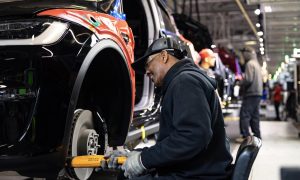 Tesla-start-training-program-nevada-TMCC-graduates