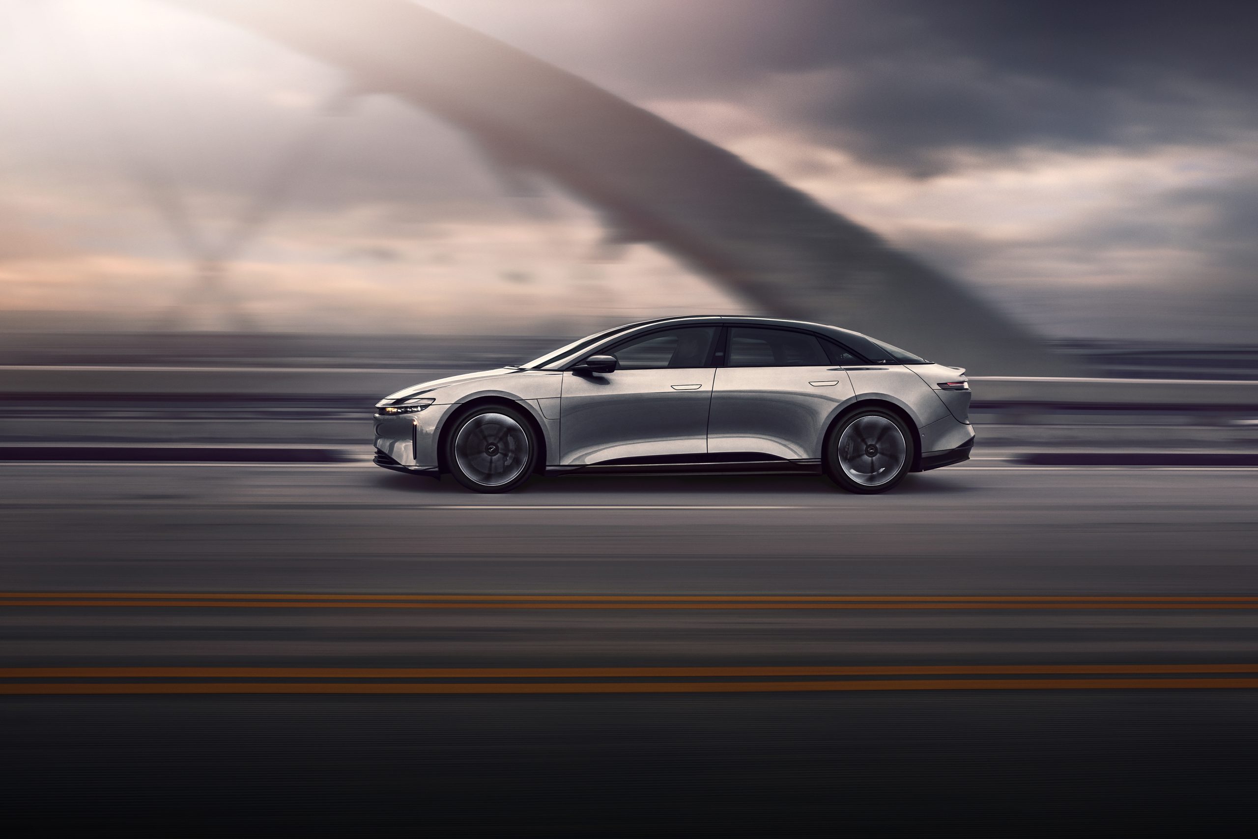 تبدأ شركة Lucid Motors في تسليم شحنات Air Sedan في المملكة العربية السعودية