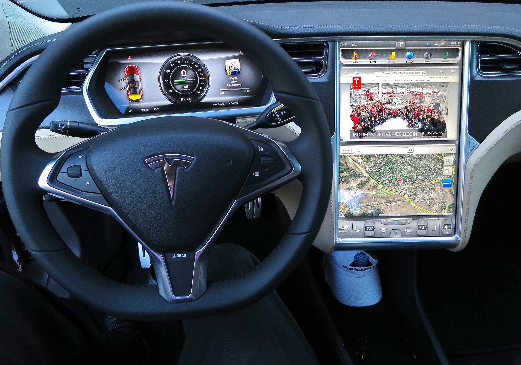 US lawmakers fight to keep AM Radio in new vehicles