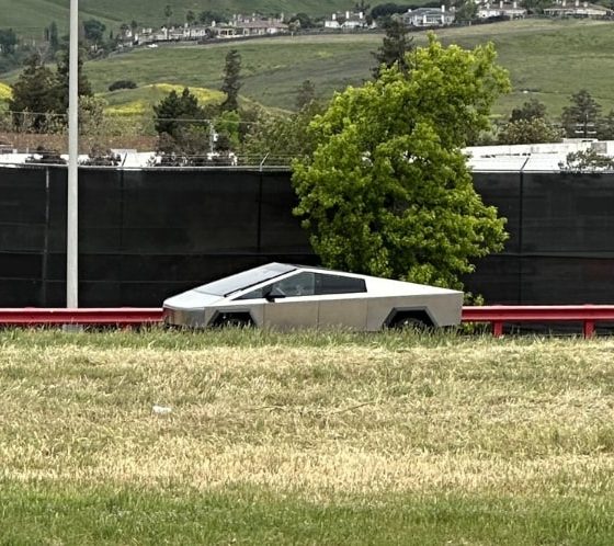Tesla Cybertruck