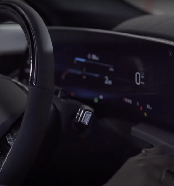 General-motors-apple-software