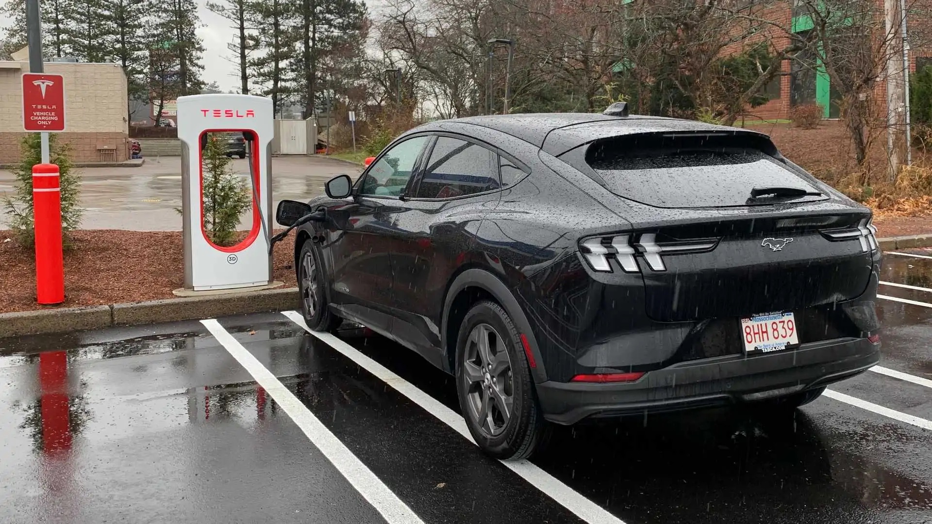 Tesla to open 12,000 Superchargers to Ford across U.S. and Canada Auto Recent