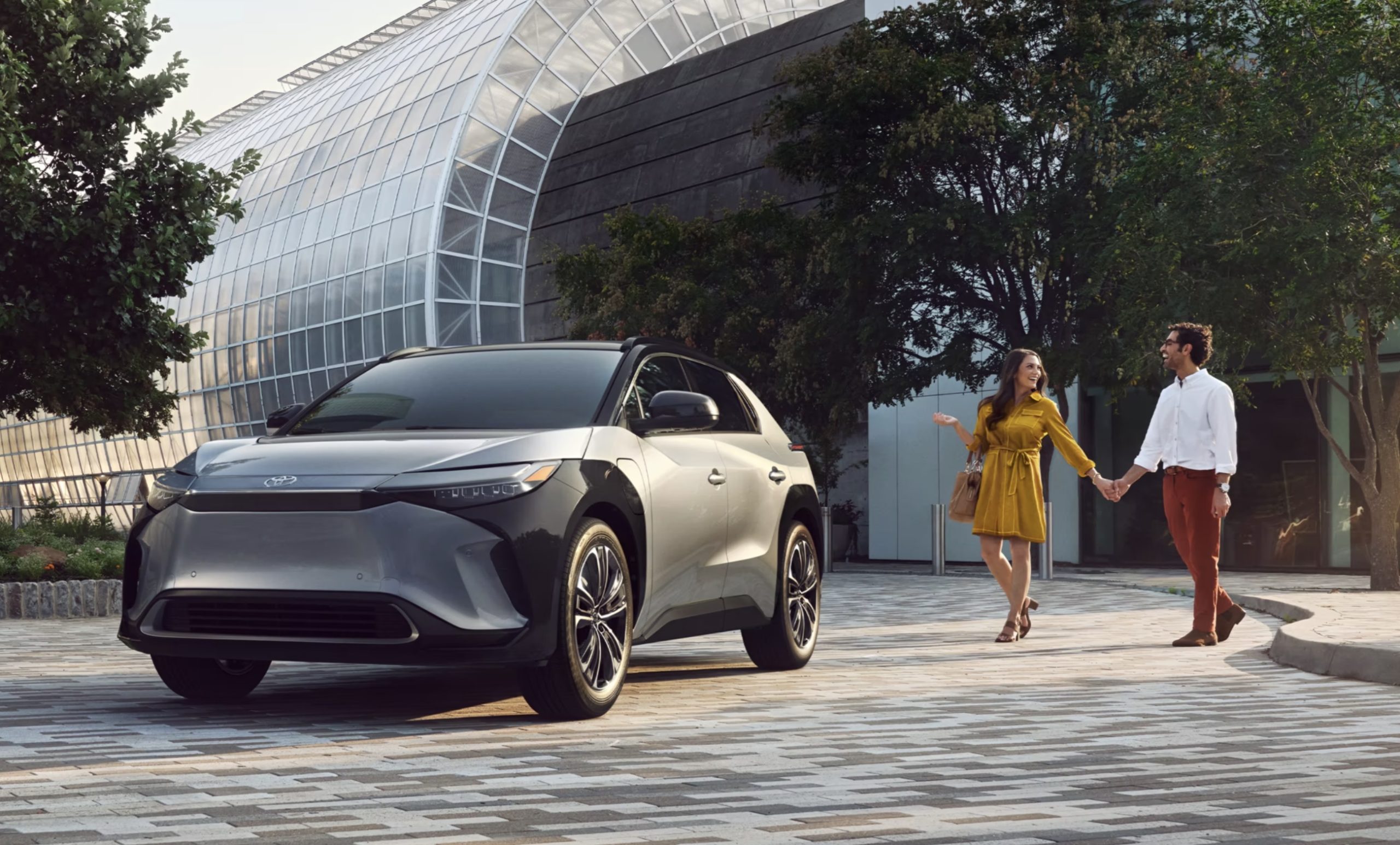 Toyota promises new EVs coming in 2026, nearly 500 mi of range