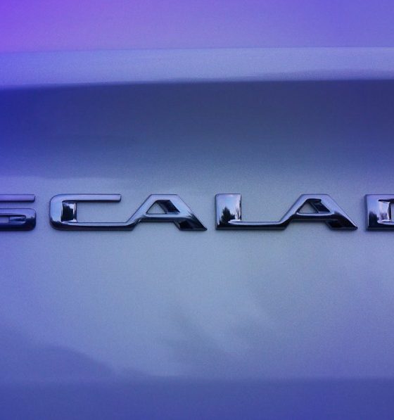 cadillac escalade iq logo
