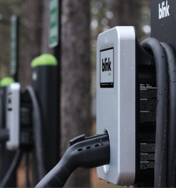 Tesla-nacs-blink-charging