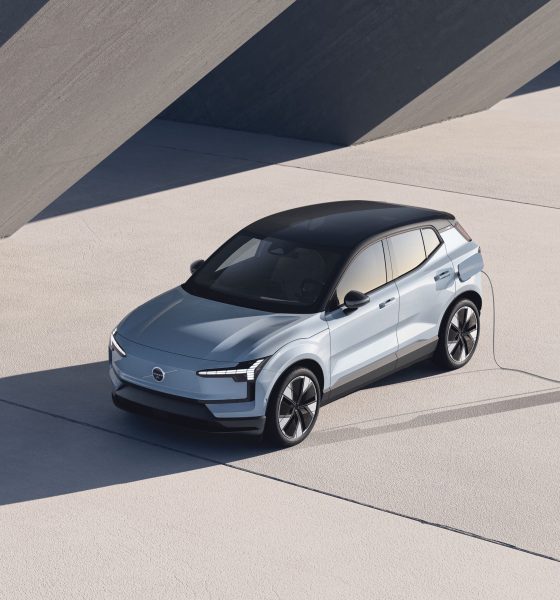 Volvo-ex30-price-parity-tesla-model-3