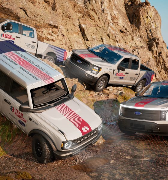 ford-f-150-lightning-team-rubicon