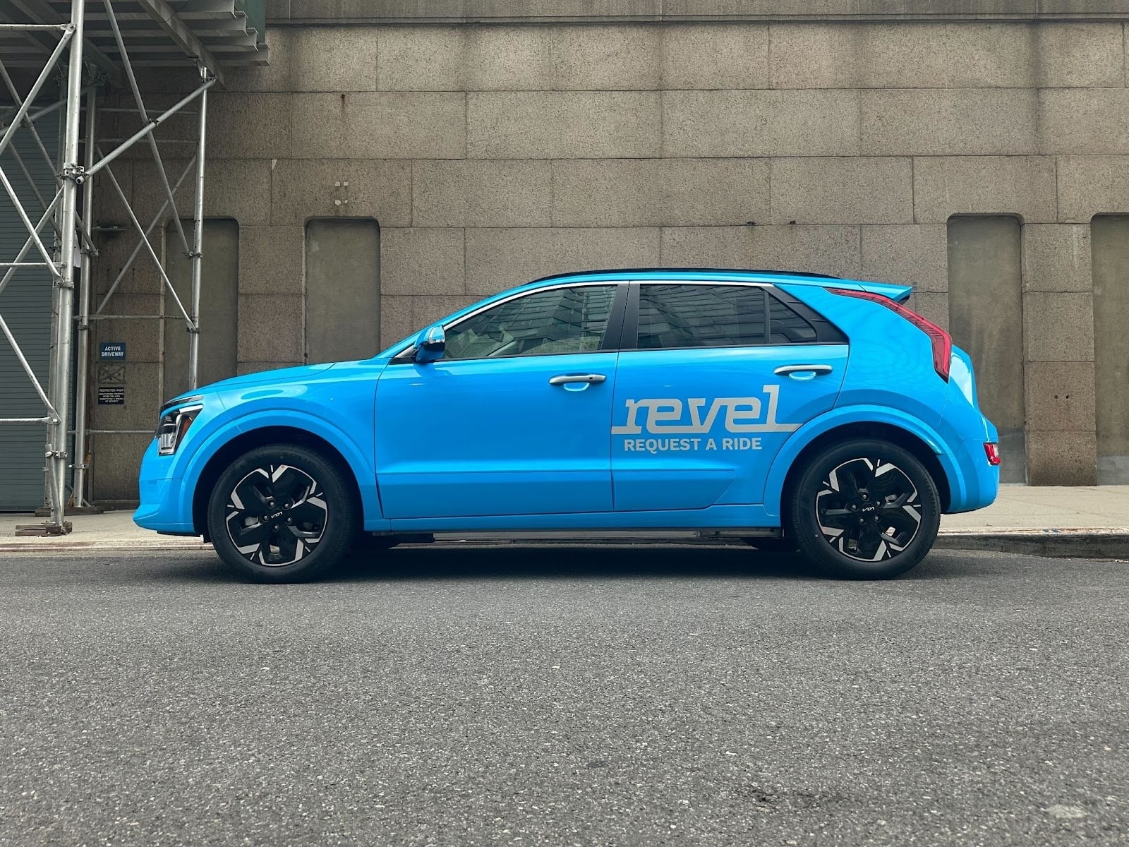 revel kia niro