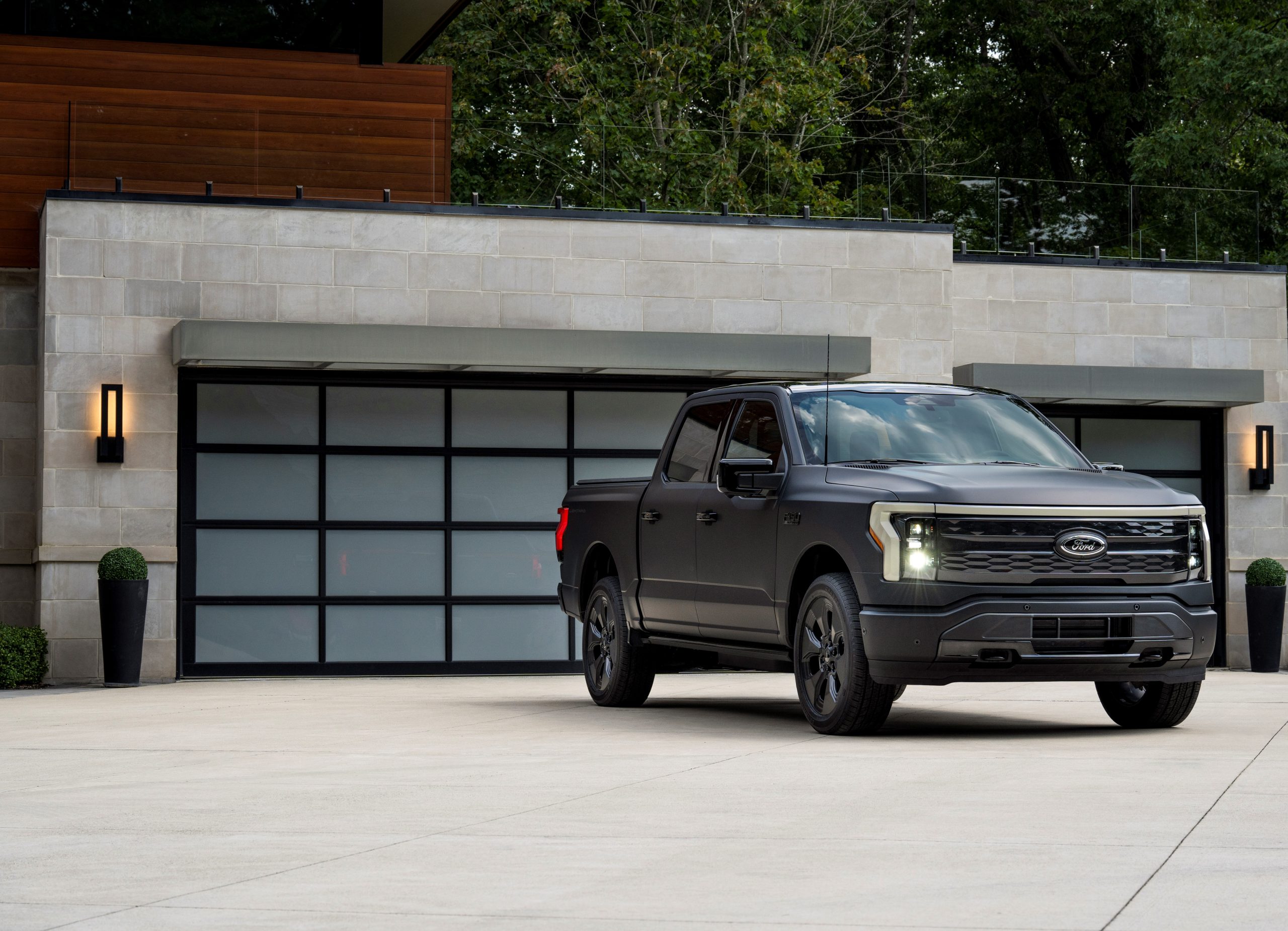 2024 Ford F-150 Lightning sees round of price cuts Auto Recent