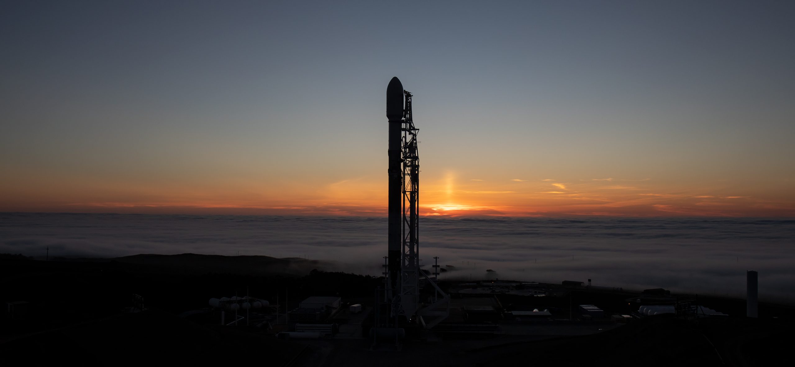 Falcon 9_Sunset_Vandenberg