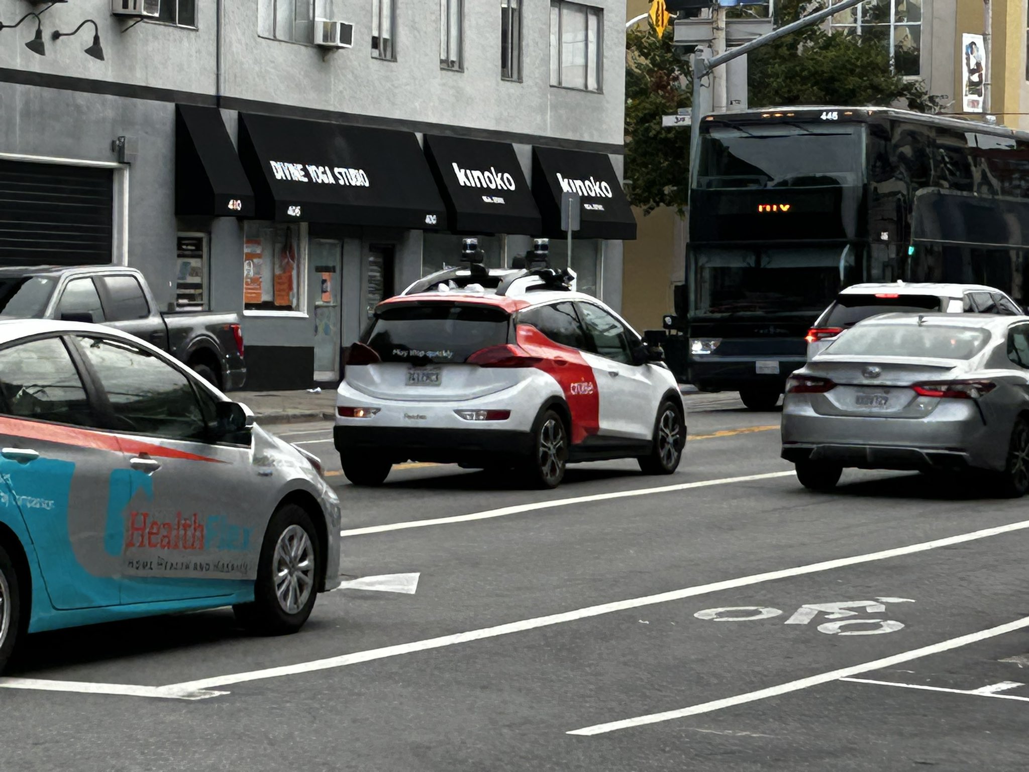 Cruise explains driverless robotaxi traffic fiasco in San Francisco Auto Recent