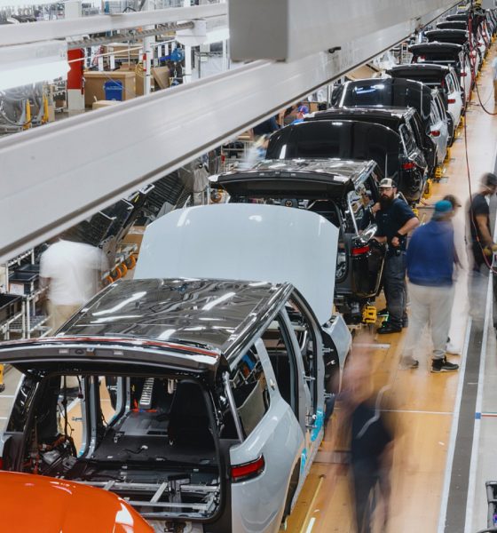 Rivian-r1s-besting-selling-electric-vehicles-2023