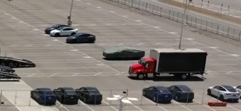tesla-cybertruck-wrapped-outbound-lot-gftx