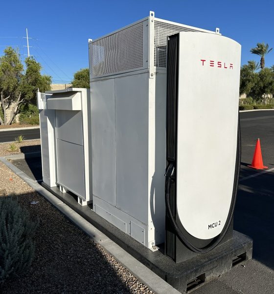 tesla mobile megacharger