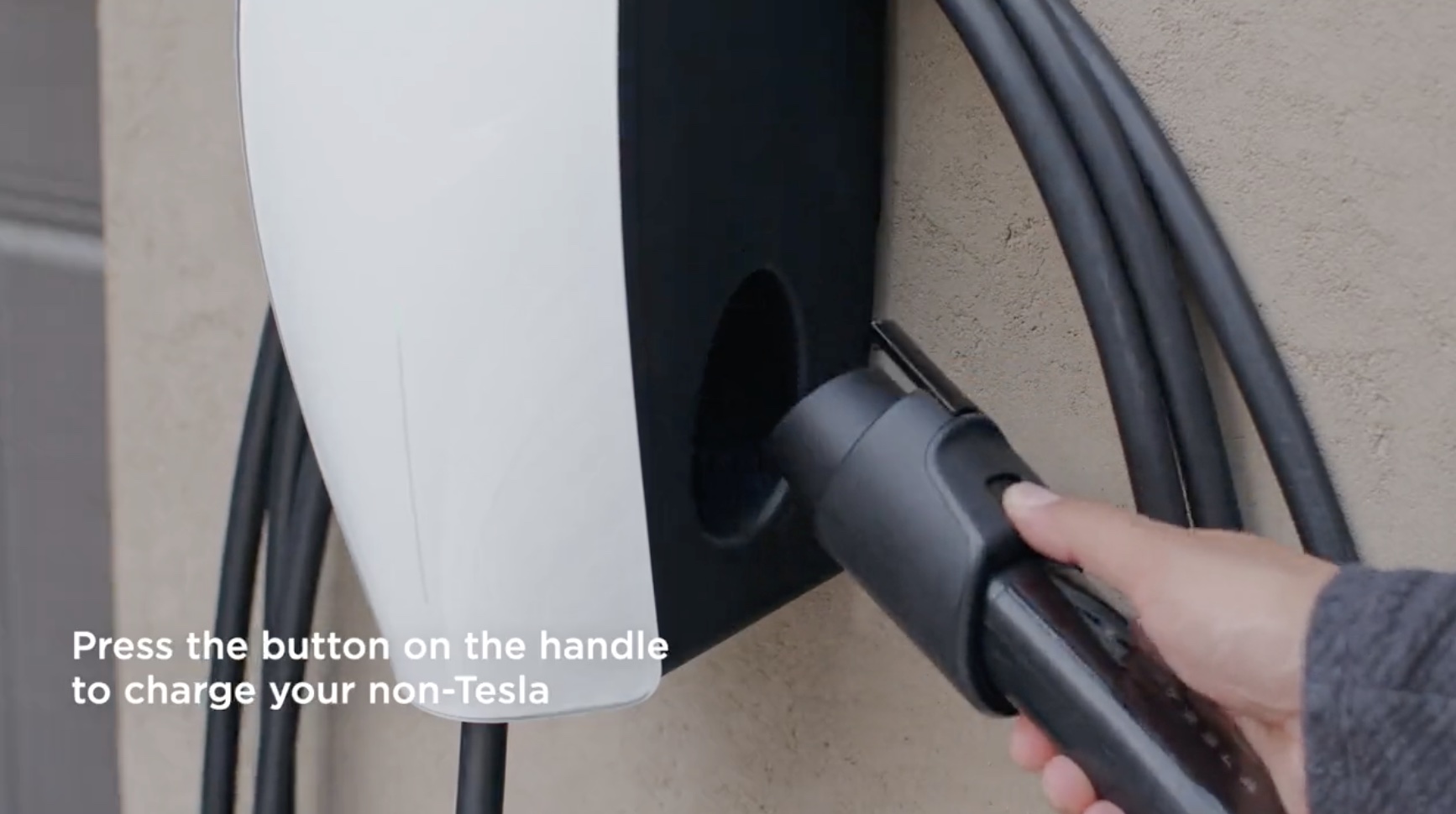 Tesla launches home charging station that works with other