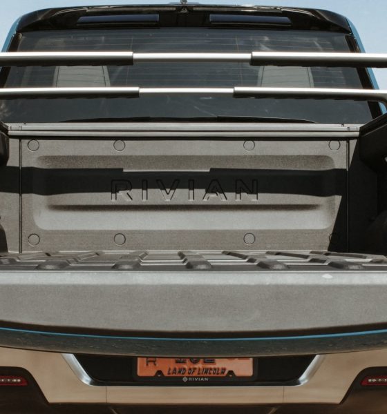 Rivian-r1t-tonneau-cover-sale