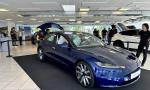 Tesla-q3-2023-delivery-estimates-deutsche-bank