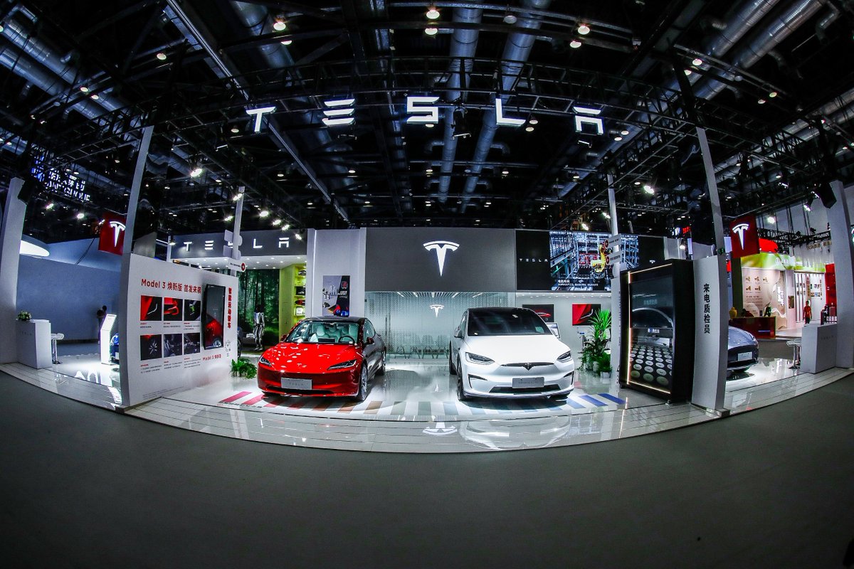 Tesla IR-compiled Q3 2023 supply consensus listed at 455k deliveries