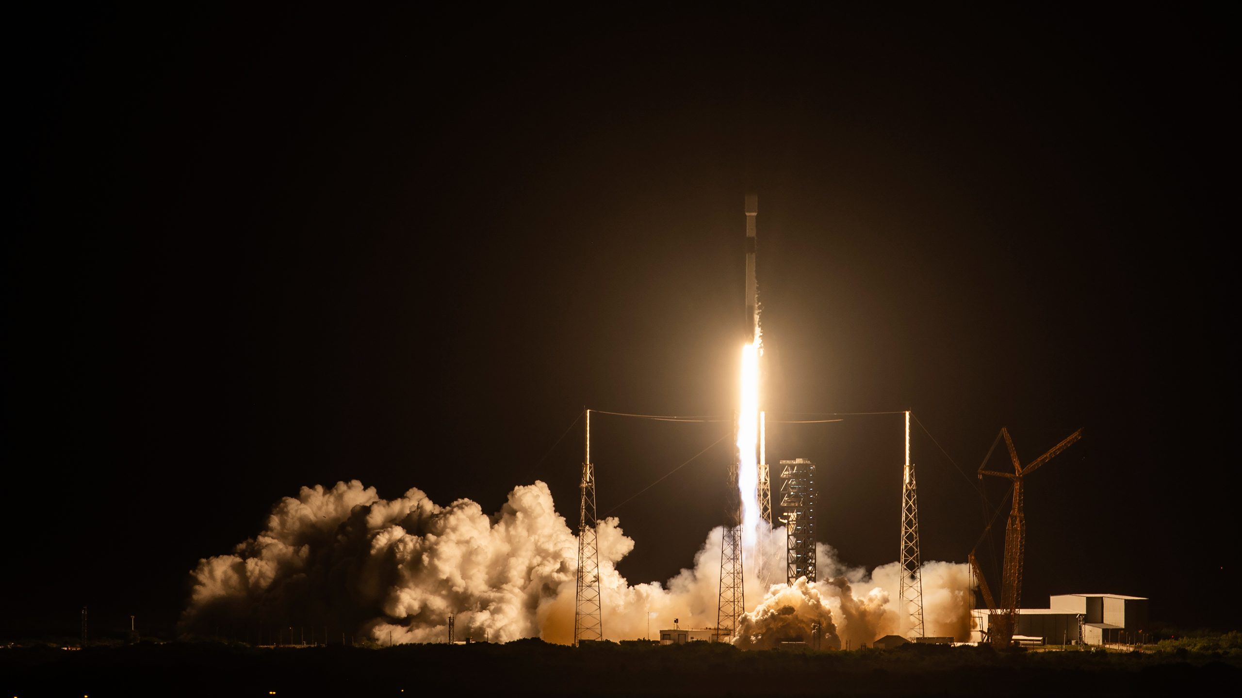 حطمت شركة SpaceX الرقم القياسي الخاص بها، حيث أطلقت الصاروخ Falcon 9 للمرة الثامنة عشرة