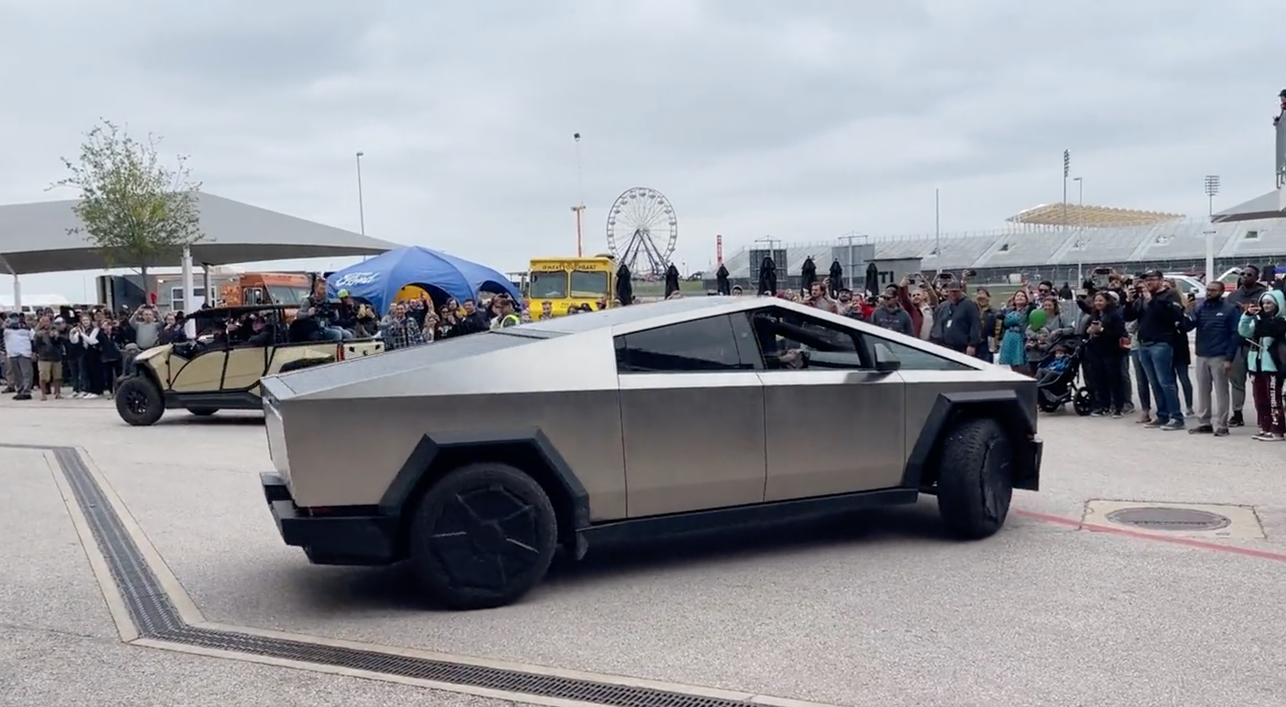 Austin car critic looks at Tesla Cybertruck