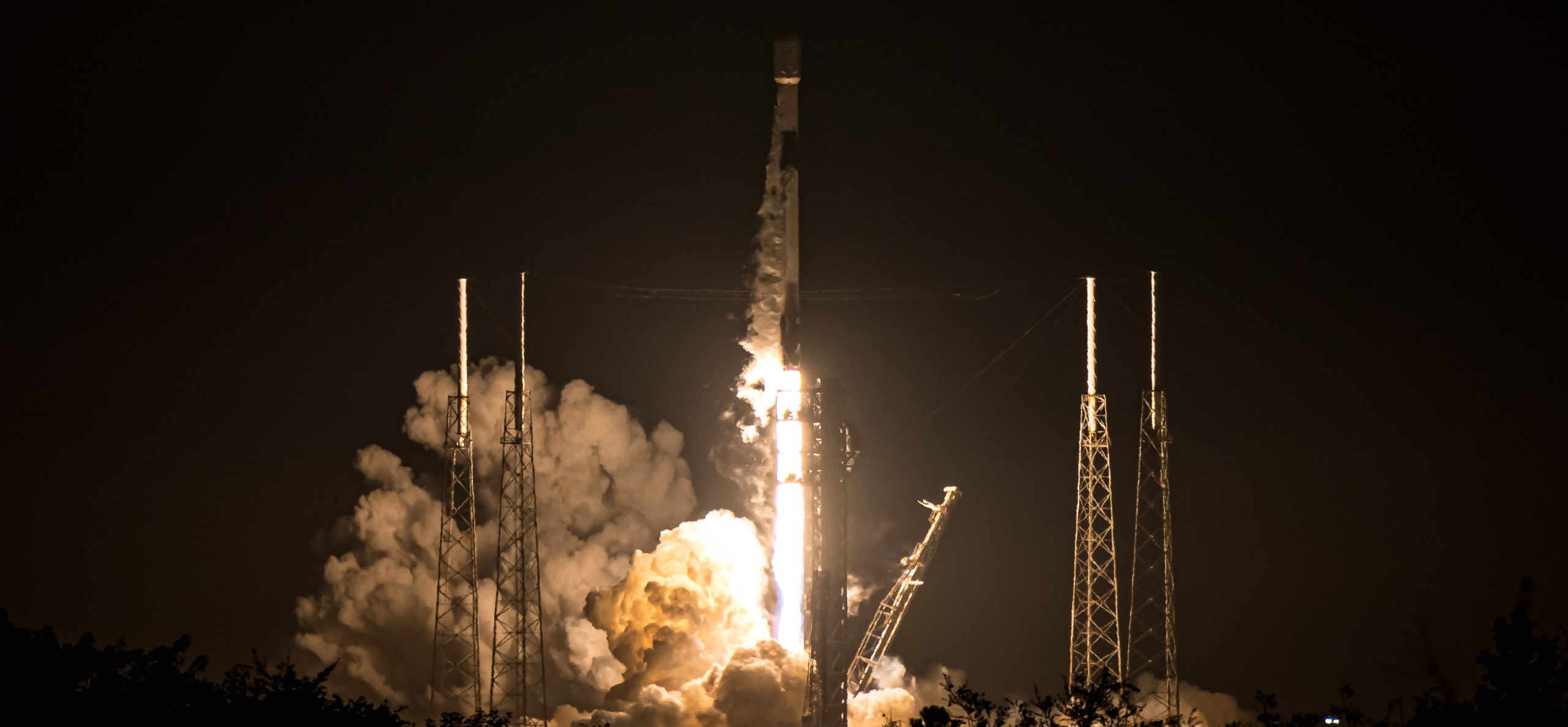SpaceX setzt seinen Marsch auf 100 Starts in einem Jahr fort