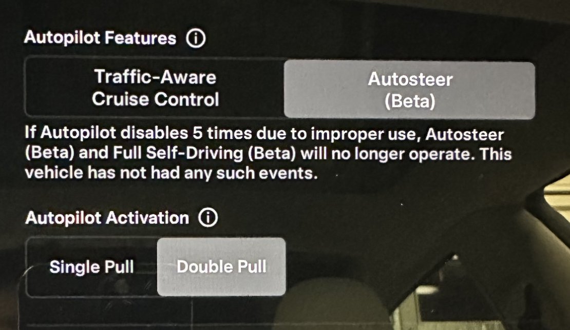 full-self-driving-beta-disappears-with-holiday-update-tesla
