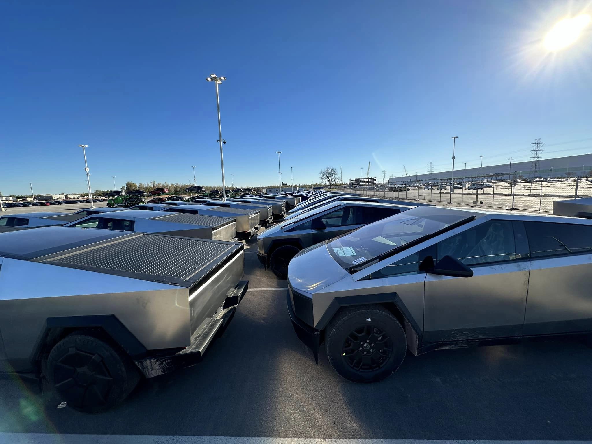 ARK Invest loads up on over $5M in Tesla stock following Earnings slide Auto Recent