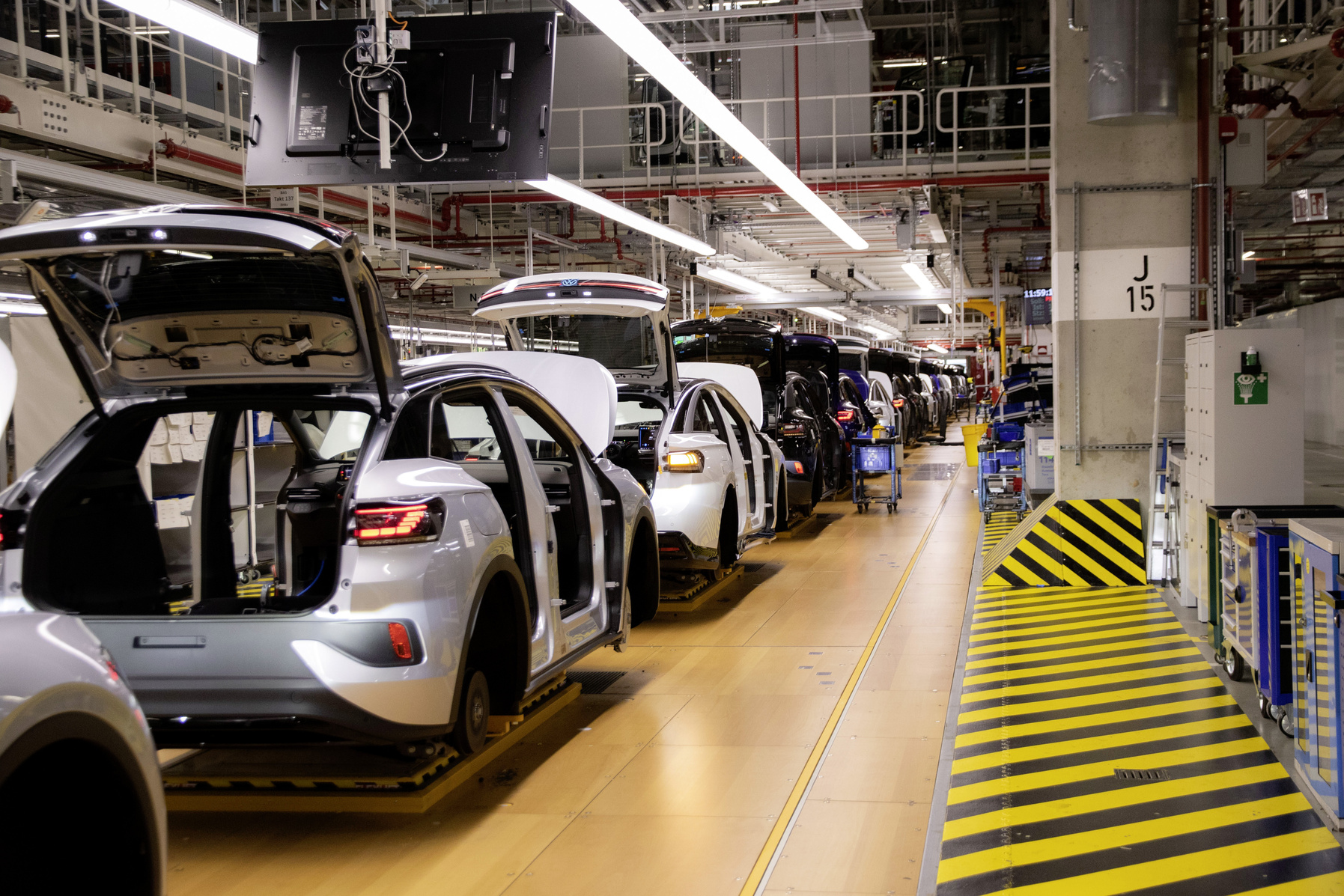 Volkswagen-labor-cost reduction