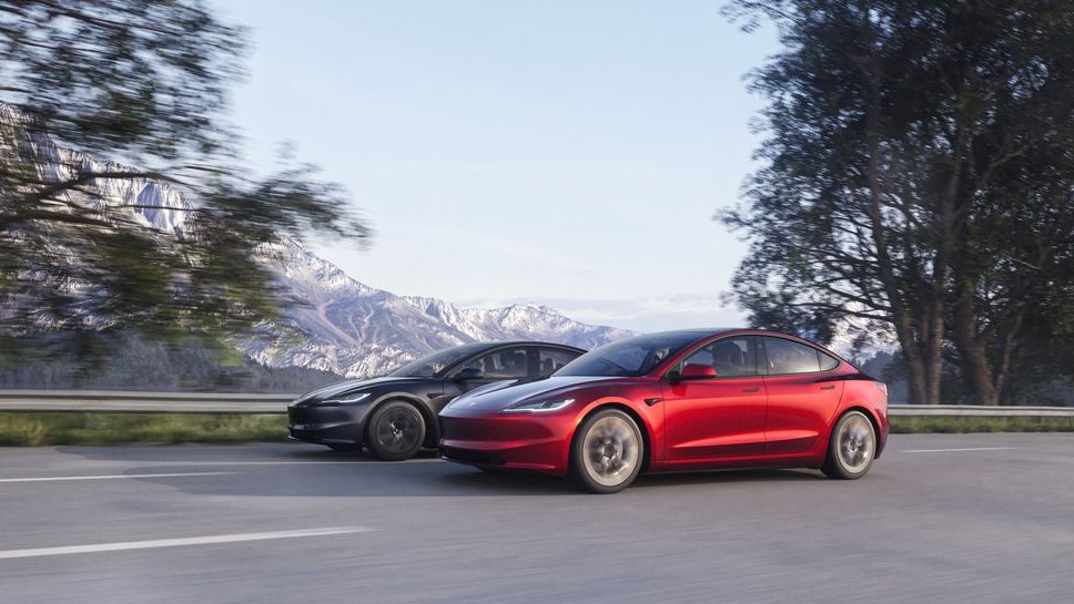 Tesla selling Model 3 demo vehicles in inventory at a slight discount