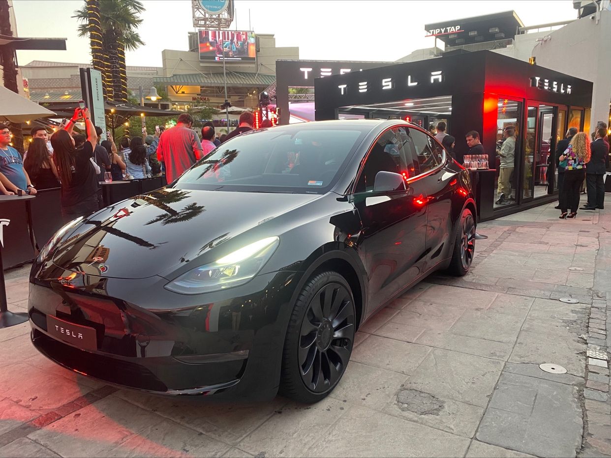 Tesla aterriza en Chile y hace su primera aparición en Sudamérica