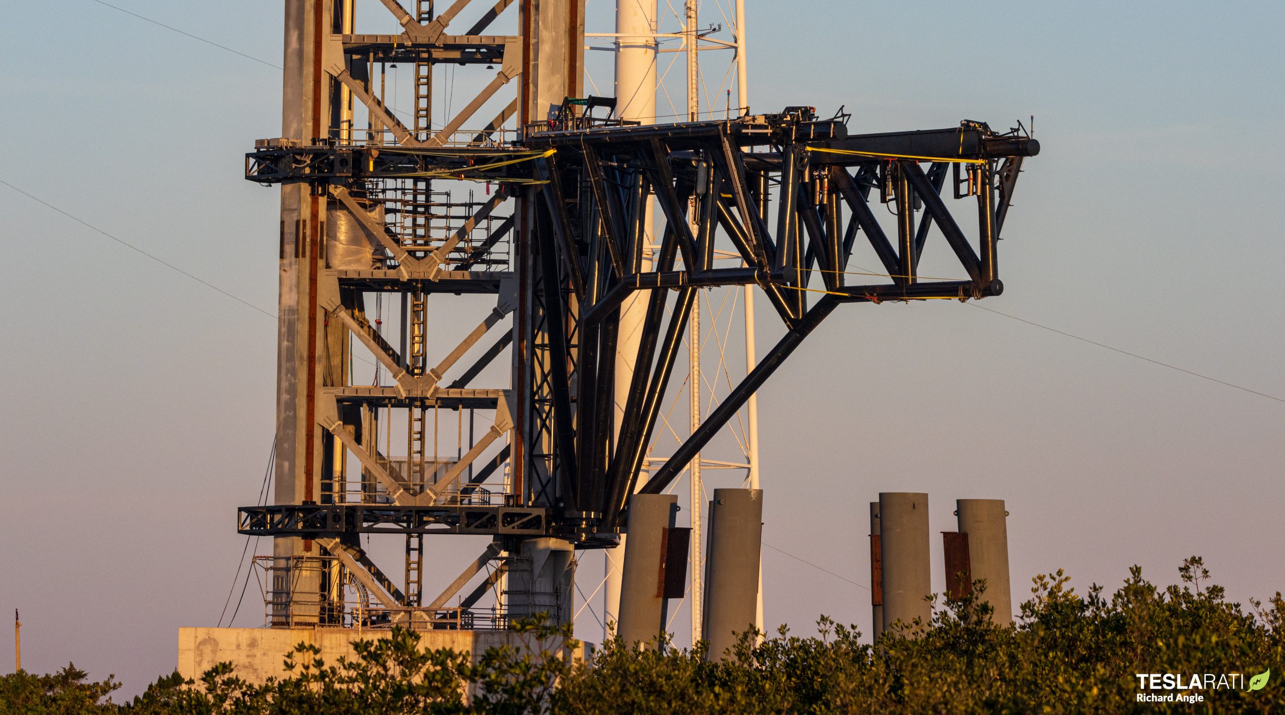 SpaceX makes big changes to Starship’s Florida launch pad
