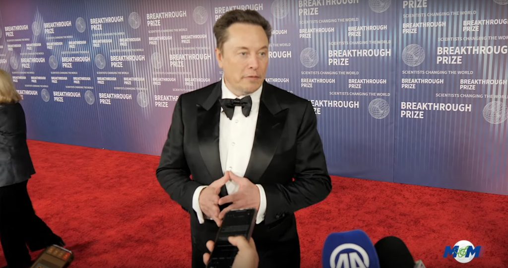 Elon Musk talks AI at 10th annual Breakthrough Prize Ceremony