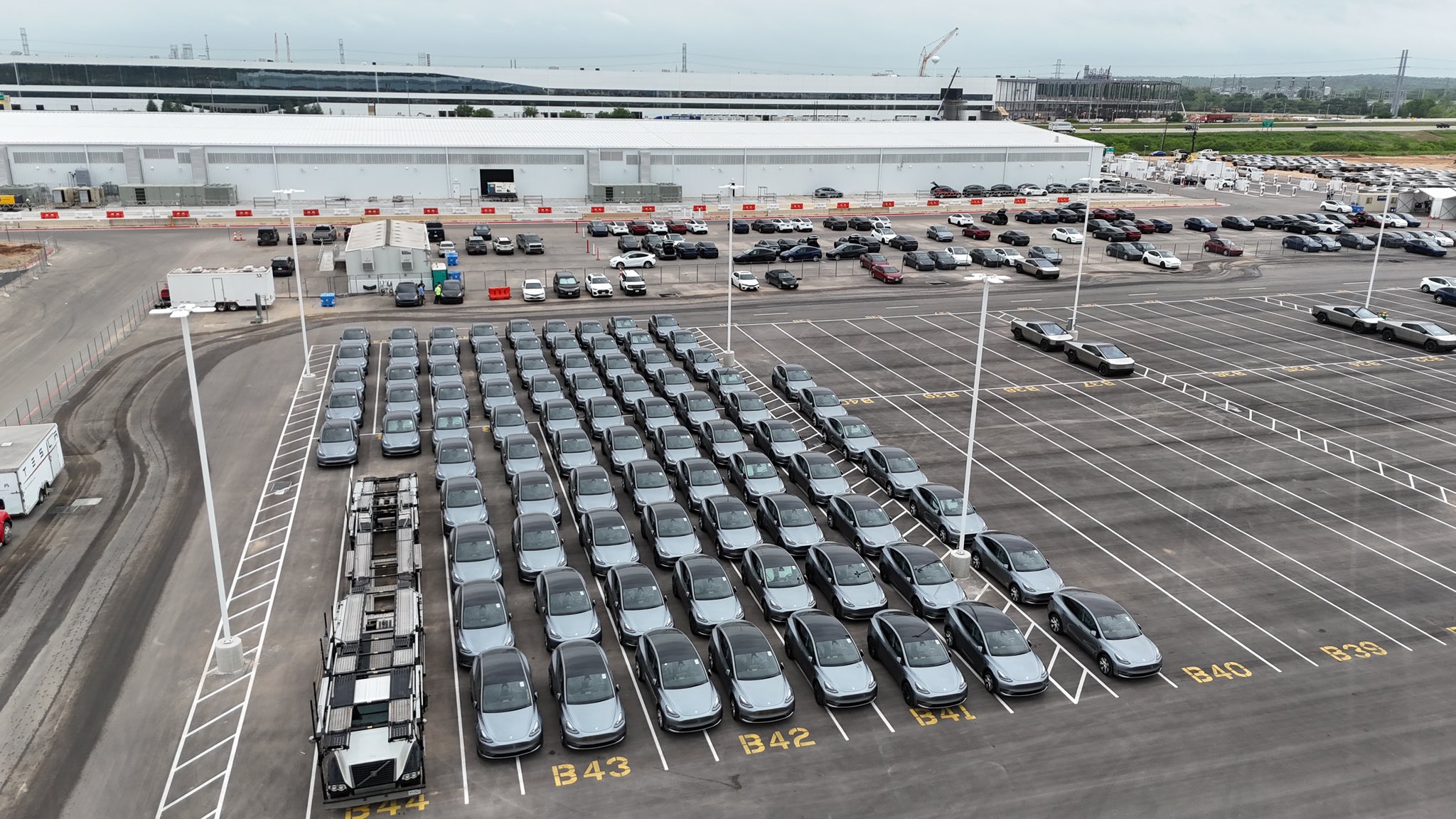 Tesla Giga Texas packed with Model Y Quicksilver and Cybertruck units