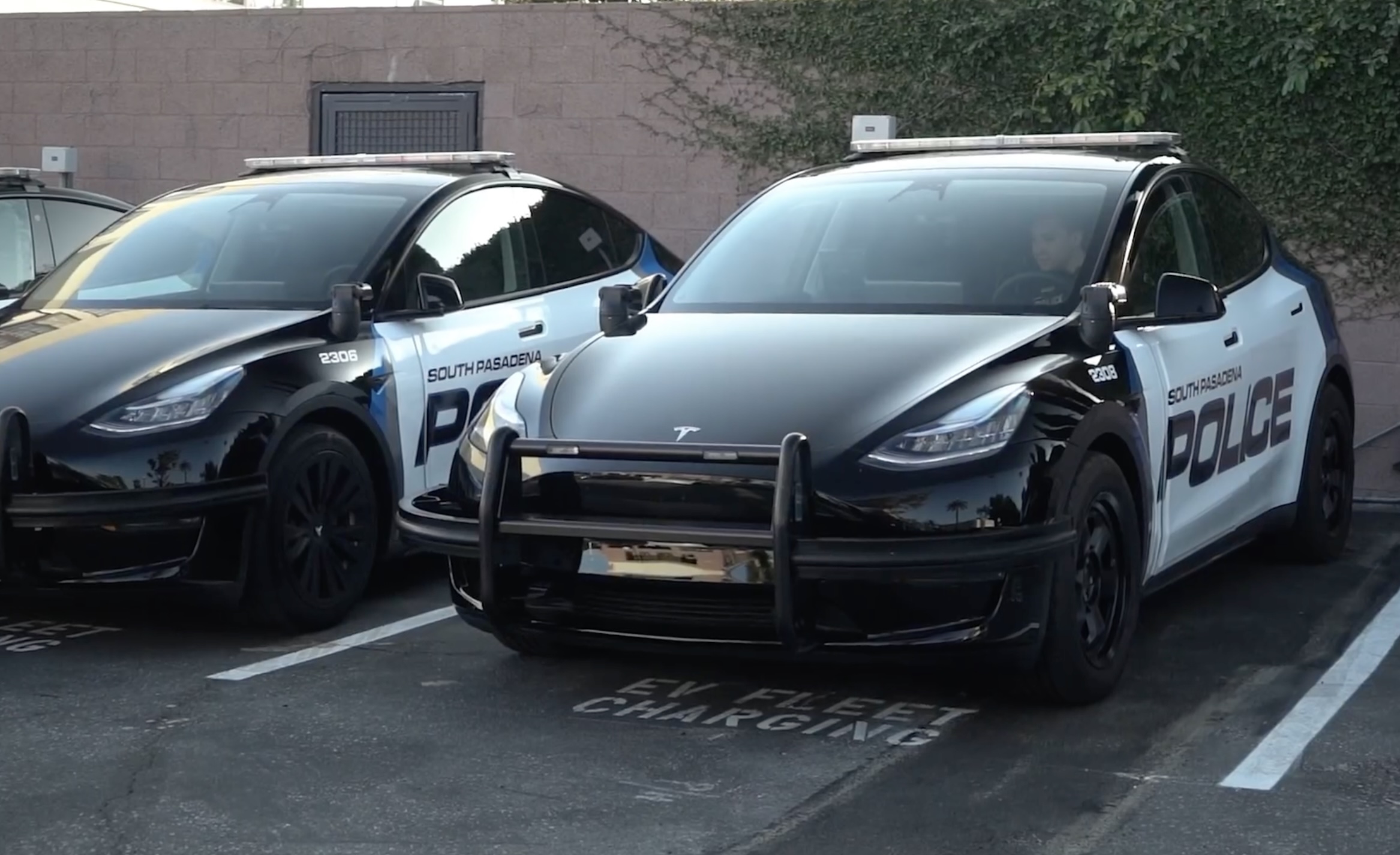 tesla-model-y-south-pasadena-police-department