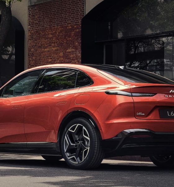 tesla-model-y-vs-nio-onvo-l60-production