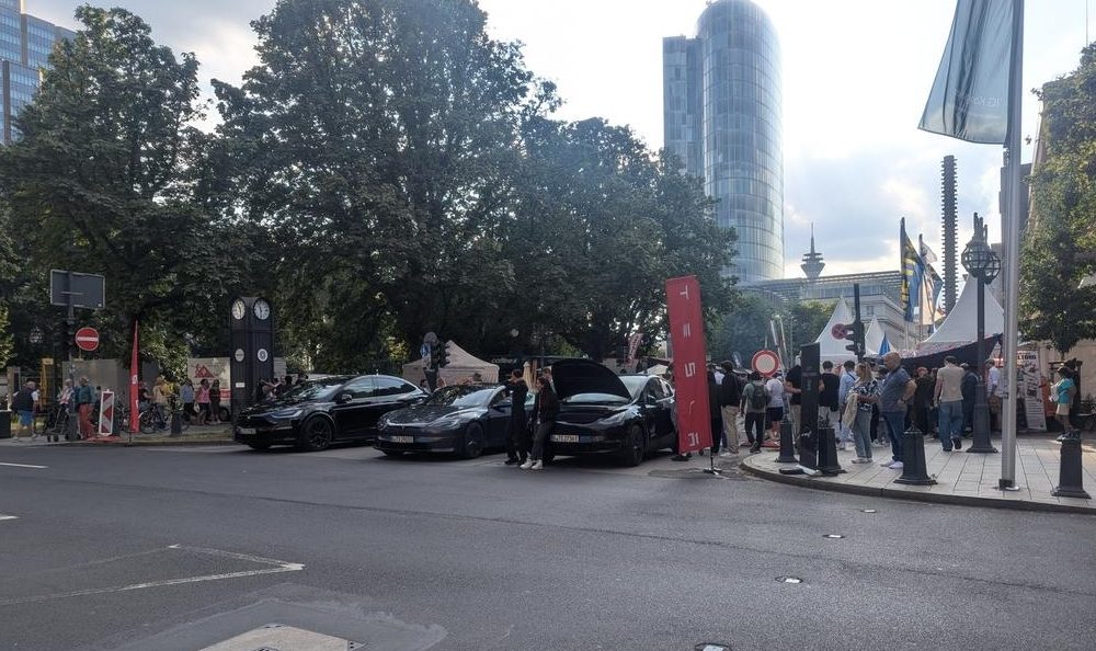 https://www.teslarati.com/wp-content/uploads/2024/08/tesla-germany-pop-up-1000x594.jpeg