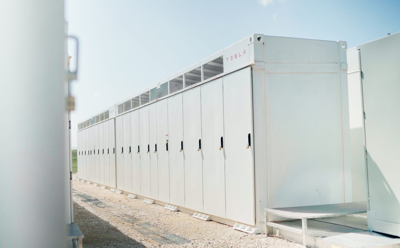 Tesla Lathrop Megafactory celebrates massive Megapack battery milestone Tesla Lathrop Megafactory celebrates massive Megapack battery milestone
