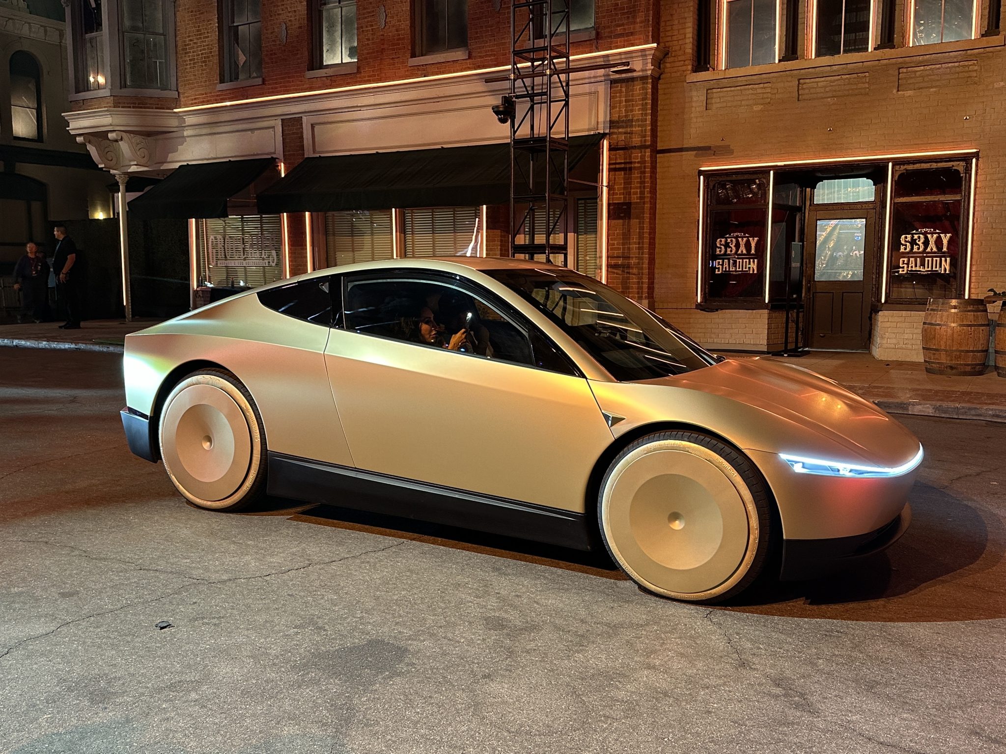 Tesla Cybercab Specs Revealed Range Curb Weight Range Ratings And More