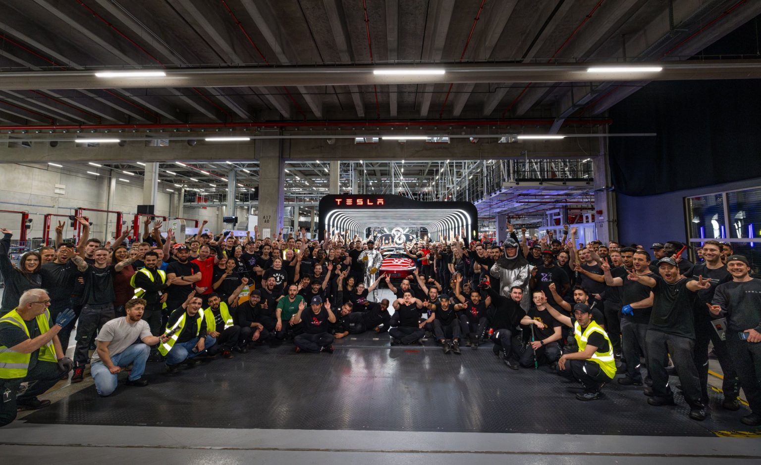 tesla-eight-million-vehicles-1536x940.jpg